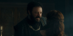 HouseOfTheDragon_3x02-QueensLanding_02935