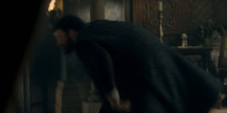 HouseOfTheDragon_3x02-QueensLanding_02971