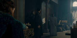 HouseOfTheDragon_3x02-QueensLanding_03014