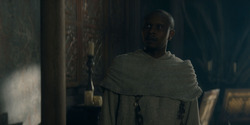 HouseOfTheDragon_3x02-QueensLanding_03030