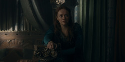 HouseOfTheDragon_3x02-QueensLanding_03047