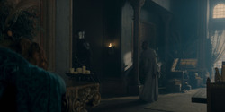 HouseOfTheDragon_3x02-QueensLanding_03071