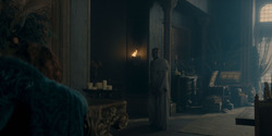 HouseOfTheDragon_3x02-QueensLanding_03074