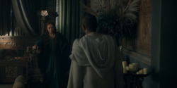 HouseOfTheDragon_3x02-QueensLanding_03079