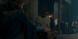 HouseOfTheDragon_3x02-QueensLanding_03089