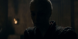 HouseOfTheDragon_3x02-QueensLanding_03107