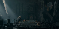 HouseOfTheDragon_3x02-QueensLanding_03119