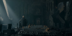 HouseOfTheDragon_3x02-QueensLanding_03123