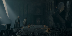 HouseOfTheDragon_3x02-QueensLanding_03128