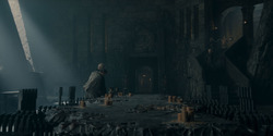 HouseOfTheDragon_3x02-QueensLanding_03131