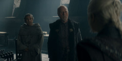 HouseOfTheDragon_3x02-QueensLanding_03149