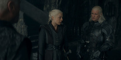 HouseOfTheDragon_3x02-QueensLanding_03153