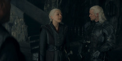 HouseOfTheDragon_3x02-QueensLanding_03158