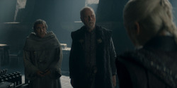 HouseOfTheDragon_3x02-QueensLanding_03163