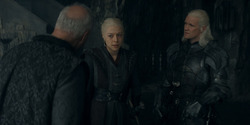HouseOfTheDragon_3x02-QueensLanding_03196