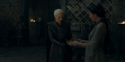 HouseOfTheDragon_3x02-QueensLanding_03228