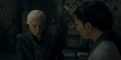 HouseOfTheDragon_3x02-QueensLanding_03240
