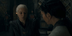 HouseOfTheDragon_3x02-QueensLanding_03243
