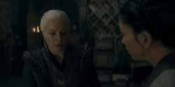 HouseOfTheDragon_3x02-QueensLanding_03246