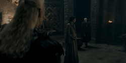 HouseOfTheDragon_3x02-QueensLanding_03254
