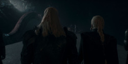 HouseOfTheDragon_3x02-QueensLanding_03277