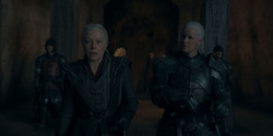 HouseOfTheDragon_3x02-QueensLanding_03282