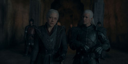HouseOfTheDragon_3x02-QueensLanding_03283