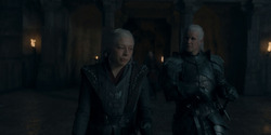 HouseOfTheDragon_3x02-QueensLanding_03290