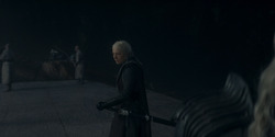 HouseOfTheDragon_3x02-QueensLanding_03295
