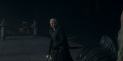 HouseOfTheDragon_3x02-QueensLanding_03296