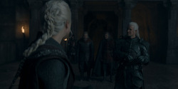 HouseOfTheDragon_3x02-QueensLanding_03304