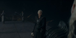 HouseOfTheDragon_3x02-QueensLanding_03306
