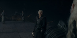 HouseOfTheDragon_3x02-QueensLanding_03307