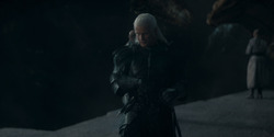 HouseOfTheDragon_3x02-QueensLanding_03339