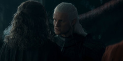 HouseOfTheDragon_3x02-QueensLanding_03355