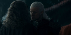 HouseOfTheDragon_3x02-QueensLanding_03356