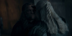 HouseOfTheDragon_3x02-QueensLanding_03357