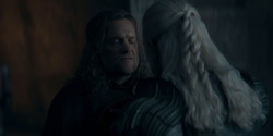HouseOfTheDragon_3x02-QueensLanding_03360