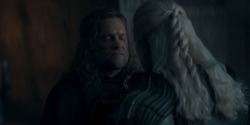 HouseOfTheDragon_3x02-QueensLanding_03361