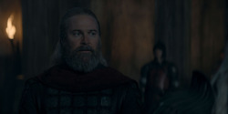 HouseOfTheDragon_3x02-QueensLanding_03375