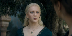 HouseOfTheDragon_3x02-QueensLanding_03472