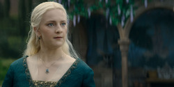 HouseOfTheDragon_3x02-QueensLanding_03495