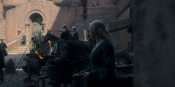 HouseOfTheDragon_3x02-QueensLanding_03504