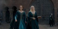 HouseOfTheDragon_3x02-QueensLanding_03513