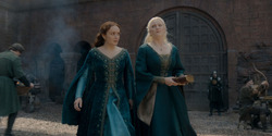 HouseOfTheDragon_3x02-QueensLanding_03516
