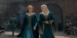 HouseOfTheDragon_3x02-QueensLanding_03517