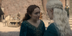 HouseOfTheDragon_3x02-QueensLanding_03538