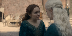 HouseOfTheDragon_3x02-QueensLanding_03545