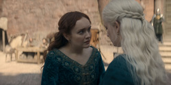 HouseOfTheDragon_3x02-QueensLanding_03550