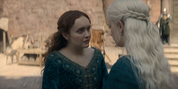 HouseOfTheDragon_3x02-QueensLanding_03558